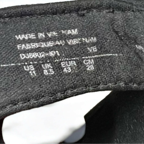 ?Nike Oneonta Black/Pure Platinum/Wolf Grey Sandal Men\'s Size 11 main image 7